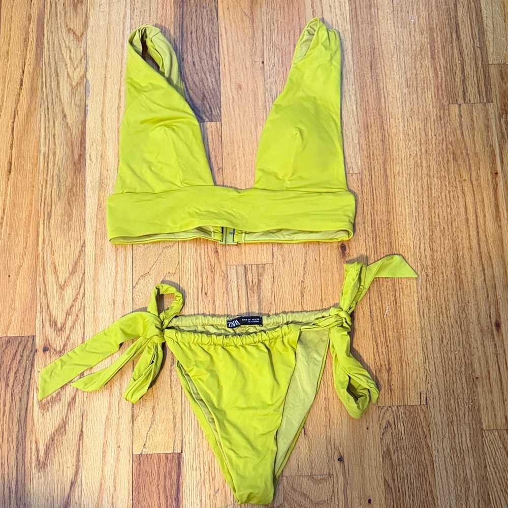Zara Bikini Set in Vibrant Yellow